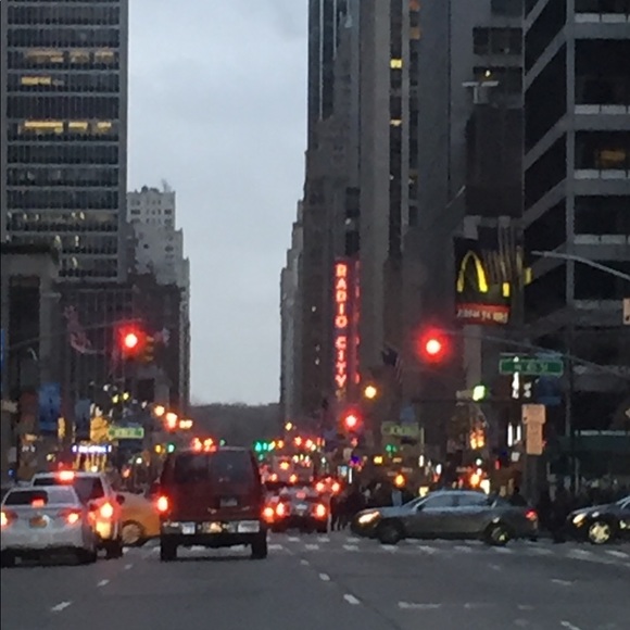 Meet your Posher, Trish - Picture 4 of 4